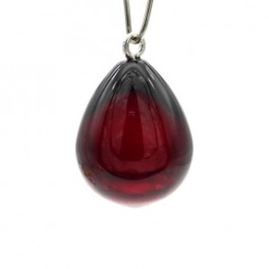 Кулон в виде капли 16*20мм из янтаря цвет вишня (иск.)