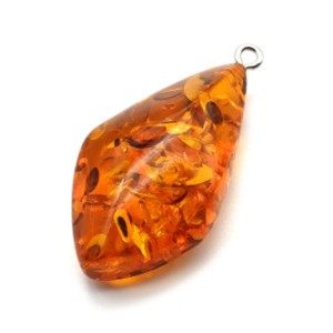 Кулон женский из янтаря капля с гранью 20*35мм цвет светло-коньячный (иск.)