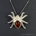 Кулон с янтарём в посеребрении паук 30*25мм коньячный (иск.) Кулон с янтарём в посеребрении паук 30*25мм коньячный (иск.)