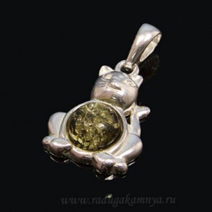 Кулон с янтарём в посеребрении "кошка" зеленый (иск.)