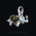 Кулон с янтарём в посеребрении слоник зеленый (иск.)