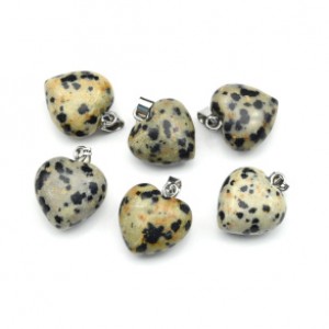 Кулон сердечко из яшмы перепелиной 15*15мм Кулон сердечко из яшмы перепелиной 15*15мм