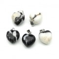 Кулон сердечко из яшмы черно-белой 15*15мм