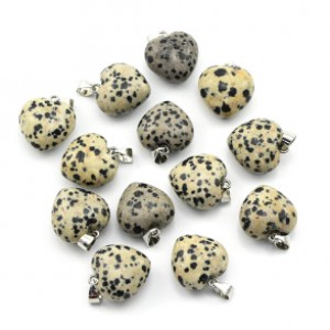 Кулон Сердце 20*20мм из яшмы долматиновой Кулон Сердце 20*20мм из яшмы долматиновой