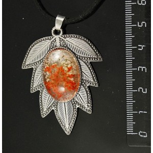 Кулон с кабошоном из пластика "два цветка", цвет красный, "лист", цвет ант. серебро, овал 25х18мм