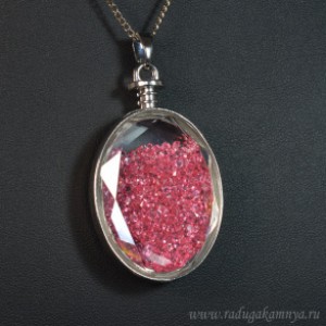 Кулон в металле с подвижными стразами цвет малиновый, овал 32*42мм (иск.)