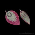 Кулон листик 20*60мм "Пламя" цвет малиновый (иск.)