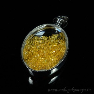 Кулон в металле с подвижными стразами цвет желтый, овал 32*42мм (иск.)