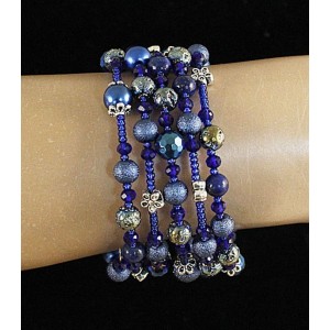 Браслет на струнке лазурит (тонировка), гематит (синий, тонировка, шарик 7мм огранка), лава, акрил