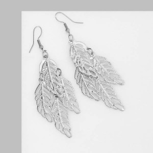 Серьги висячие "Листья", цвет серебро Серьги висячие "Листья", цвет серебро