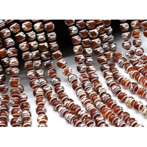 Бусины Дзи "Кубера" из агата шарик 8мм, цвет красно-белый, 39см, 48 бусин