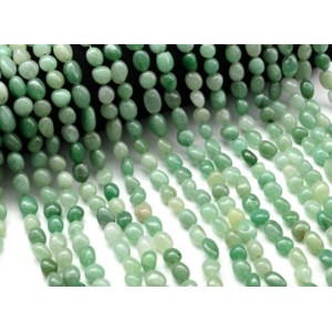 Бусины из авантюрина зеленого галтовка 8*10мм, 38см, 36 бусин
