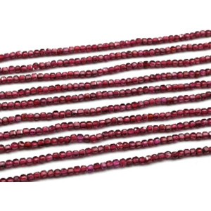 Бусины из граната кубик гр.2мм, 38см, 180 бусин