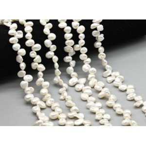 Бусины из жемчуга барокко 8-10мм цвет белый, 39см, 67 бусин Бусины из жемчуга барокко 8-10мм цвет белый, 39см, 67 бусин