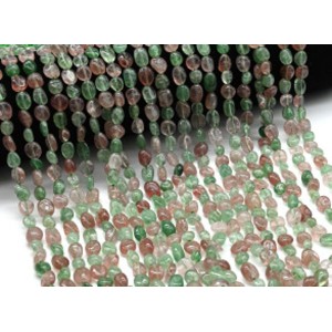 Бусины из кварца клубничного и зеленого галтовка 5*8мм, 36см, 48 бусин