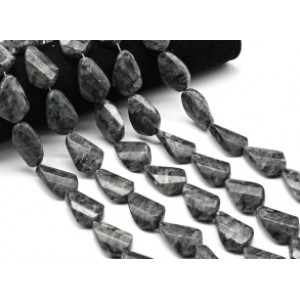 Бусины из лабрадорита(ларвикита) капля гр.20*30мм, 38см, 13 бусин Бусины из лабрадорита(ларвикита) капля гр.20*30мм, 38см, 13 бусин