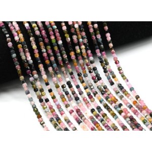 Бусины из турмалина кубик гр.3мм, 38см, 122 бусины