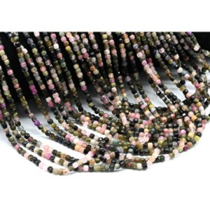 Бусины из турмалина кубик гр.3мм, 39см, 129 бусины