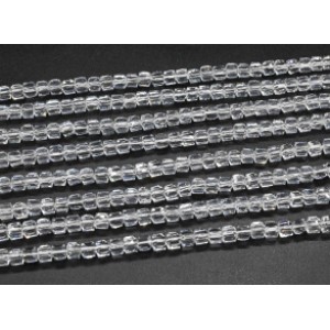 Бусины из циркона кубик гр.6*6мм цвет хрусталь, 39,5см, 67 бусин (иск.) Бусины из циркона кубик гр.6*6мм цвет хрусталь, 39,5см, 67 бусин (иск.)