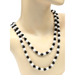 Бусы 120см из агата белого и циркона шарик 8мм. (иск.)