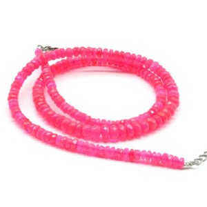 Бусы из Опала тонированного ++ диски гр.4-5мм цвет малиновый, 49см, 11г Бусы из Опала тонированного ++ диски гр.4-5мм цвет малиновый, 49см, 11г