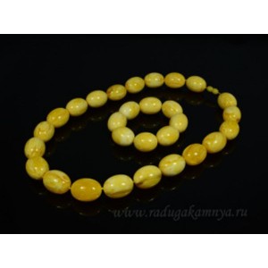 Набор из янтаря бусы и браслет овал 15*23мм молочный, 55см (иск.)