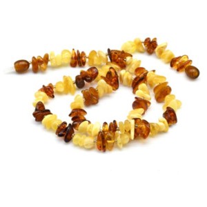 Бусы из янтаря галтовка с бисером молочный, коньячный, 44см Бусы из янтаря галтовка с бисером молочный, коньячный, 44см