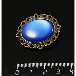 Брошь пластик синий (эффект опала), с ажурным контуром, цвет бронза, овал 25х18мм