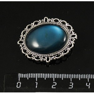 Брошь пластик изумрудный (эффект опала), с ажурным контуром, цвет ант. серебро, овал 25х18мм