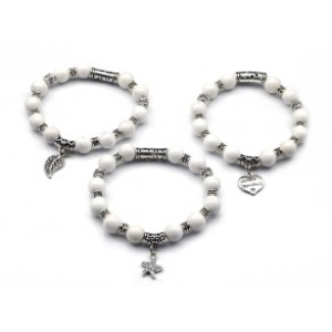 Браслет из агата белого искусственного шарик 10мм с подвеской