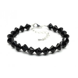 Браслет из агата черного (имитация) огранка 8*8мм, 18см