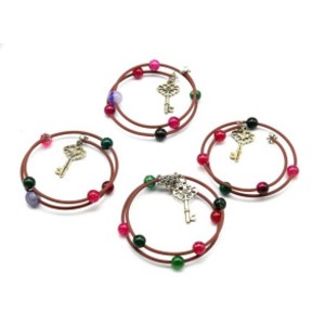 Браслет с агатом пати тонированным на пружинке шарики 8мм цвет ассорти, 16см