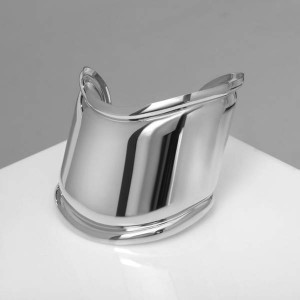 Браслет металл "Манжета" изгиб с полосой, цвет серебро Браслет металл "Манжета" изгиб с полосой, цвет серебро