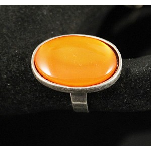 Кольцо пластик оранжевый (эффект опала), овал 25х18мм, безразмерное (литая оправа)