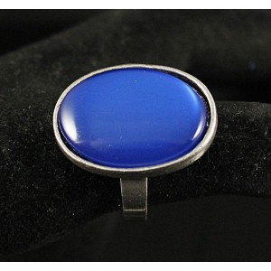 Кольцо пластик синий (эффект опала), овал 25х18мм, безразмерное (литая оправа)