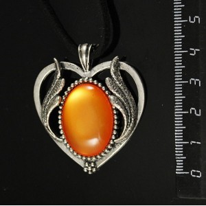 Кулон пластик оранжевый (эффект опала) "сердце с крыльями", овал 25х18мм
