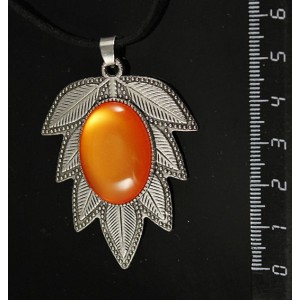 Кулон пластик оранжевый (эффект опала) "лист", овал 25х18мм, цвет ант. серебро