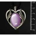 Кулон пластик сиреневый (эффект опала) "сердце с крыльями", овал 25х18мм