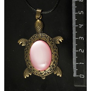 Кулон пластик розовый (эффект опала) "черепаха", овал 25х18мм, цвет бронза