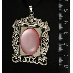 Кулон пластик розовый (эффект опала) "портрет", овал 25х18мм