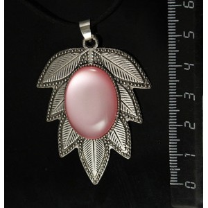 Кулон пластик розовый (эффект опала) "лист", овал 25х18мм, цвет ант. серебро