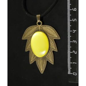 Кулон пластик желтый (эффект опала) "лист", овал 25х18мм, цвет бронза