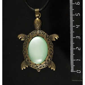 Кулон пластик мятный (эффект опала) "черепаха", овал 25х18мм, цвет бронза