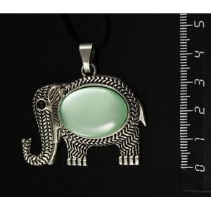 Кулон пластик мятный (эффект опала) "слон", овал 25х18мм