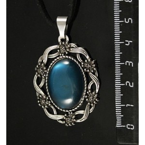 Кулон пластик изумрудный (эффект опала) "торжество", овал 25х18мм