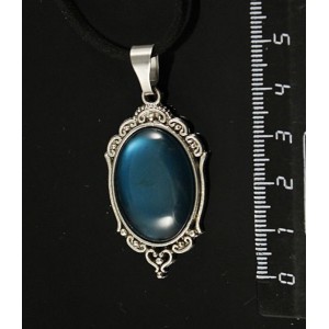 Кулон пластик изумрудный (эффект опала) "медальон", овал 25х18мм