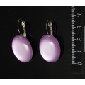 Серьги пластик сиреневый (эффект опала), овал 25х18мм, замок петелька