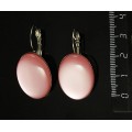 Серьги пластик розовый (эффект опала), простой овал 25х18мм, швензы посеребрение