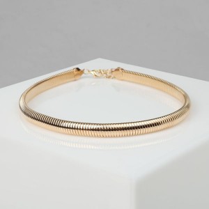 Колье-чокер "Рельеф"  узкий, 1 см,  цвет золото