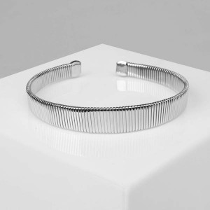 Колье-чокер "Рельеф"  широкий, 2 см, цвет серебро